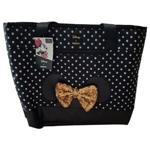 New Disney Igloo collab cooler and tote bag combination
20 can max capacity